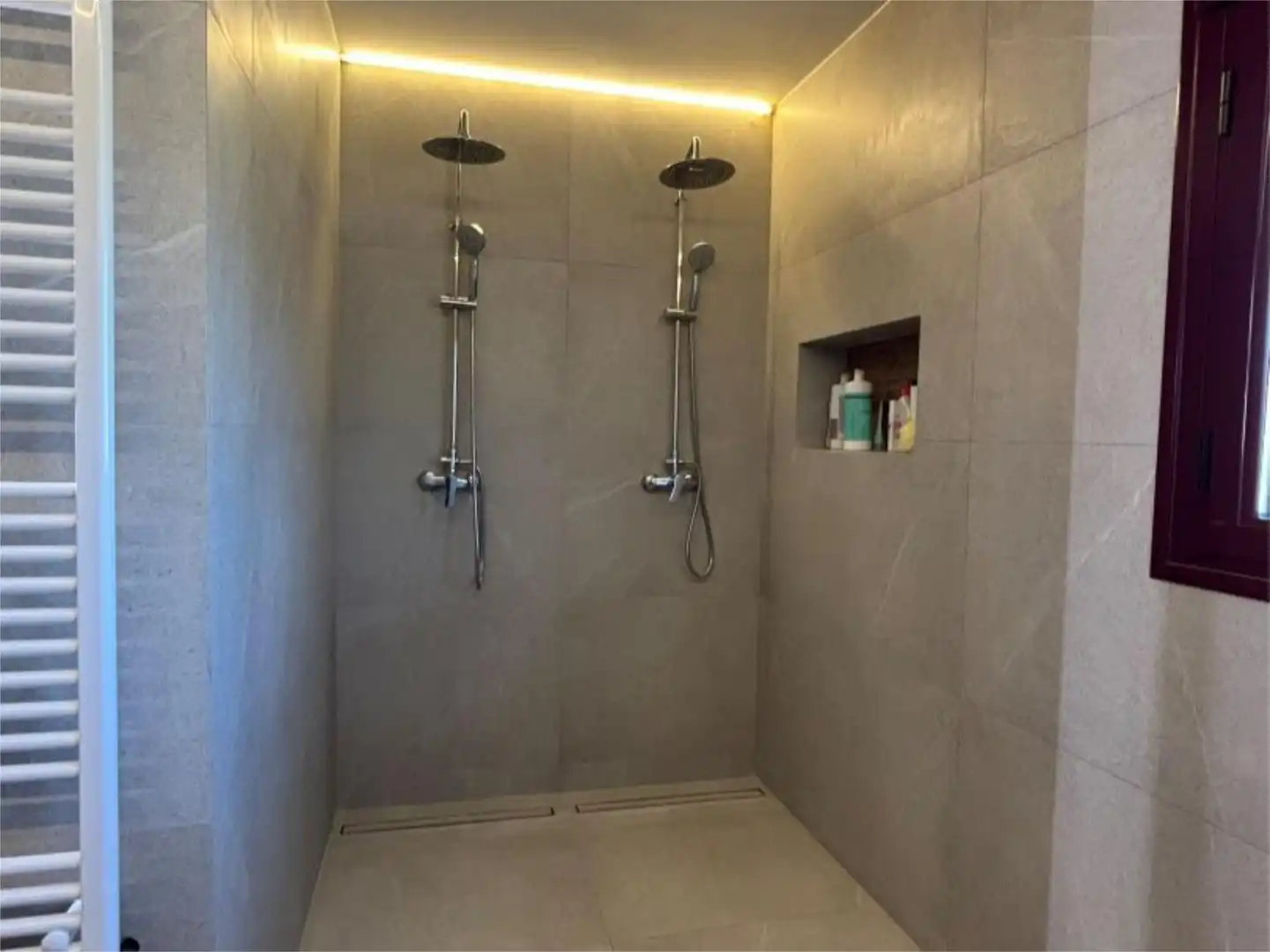 Houses for sale in Calle Santa Ana, 6, Puente Tablas - Puente Nuevo - Cerro Molina Bathroom of Houses for sale in Jaén with Air Conditioner, Heating and Private garden