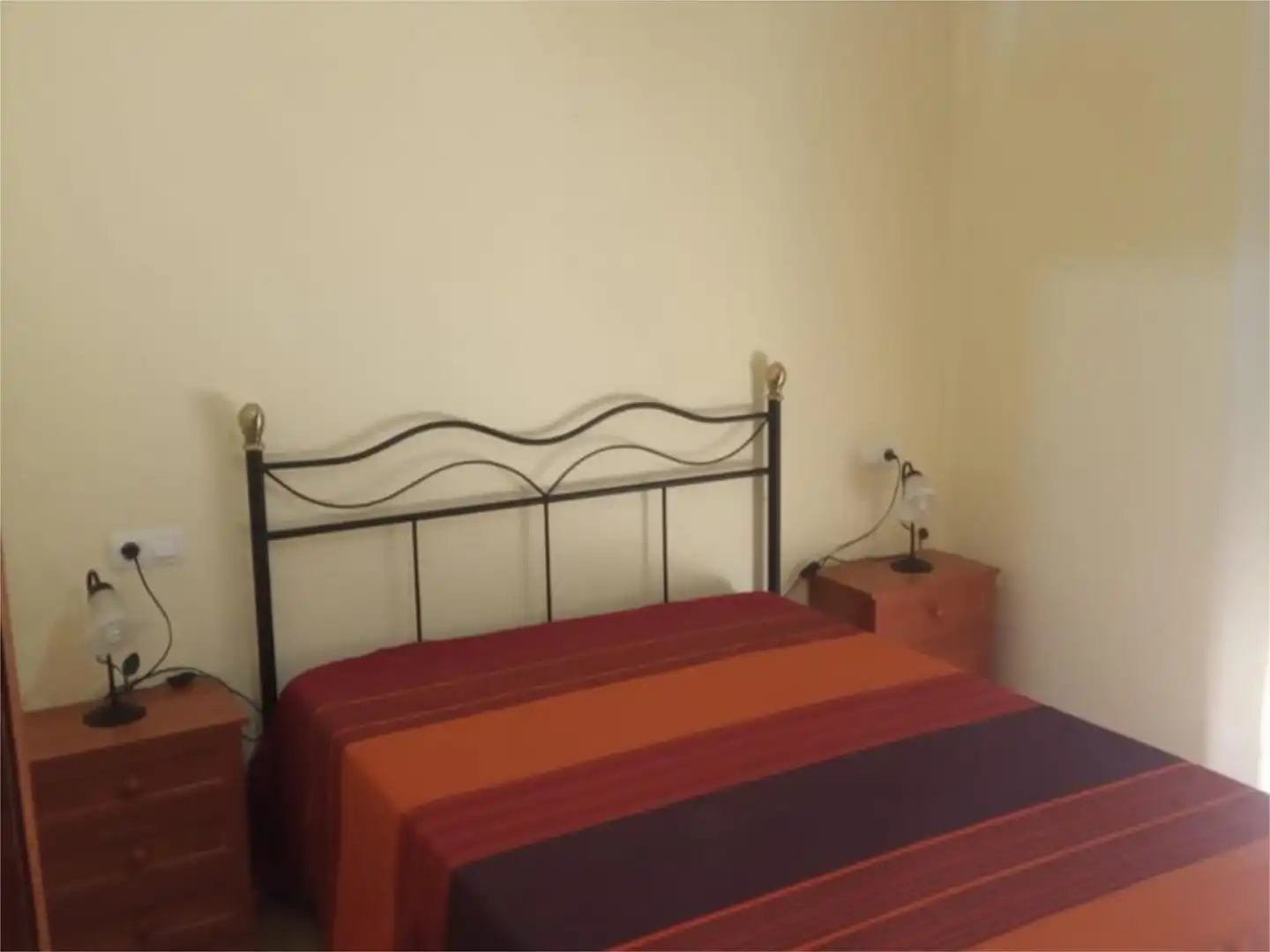 Schlafzimmer von Wohnung zum Verkauf in Campofrío mit Klimaanlage, Heizung und Möbliert
