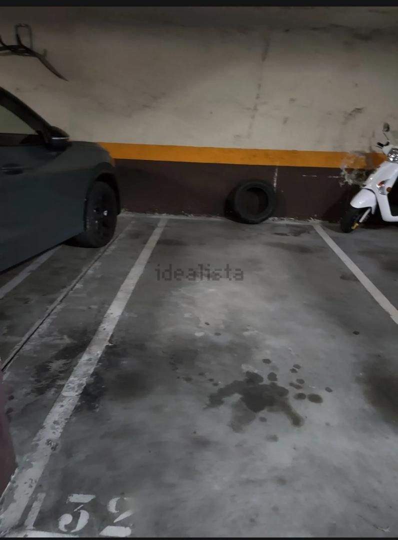 Parking of Garage for rent in  Madrid Capital