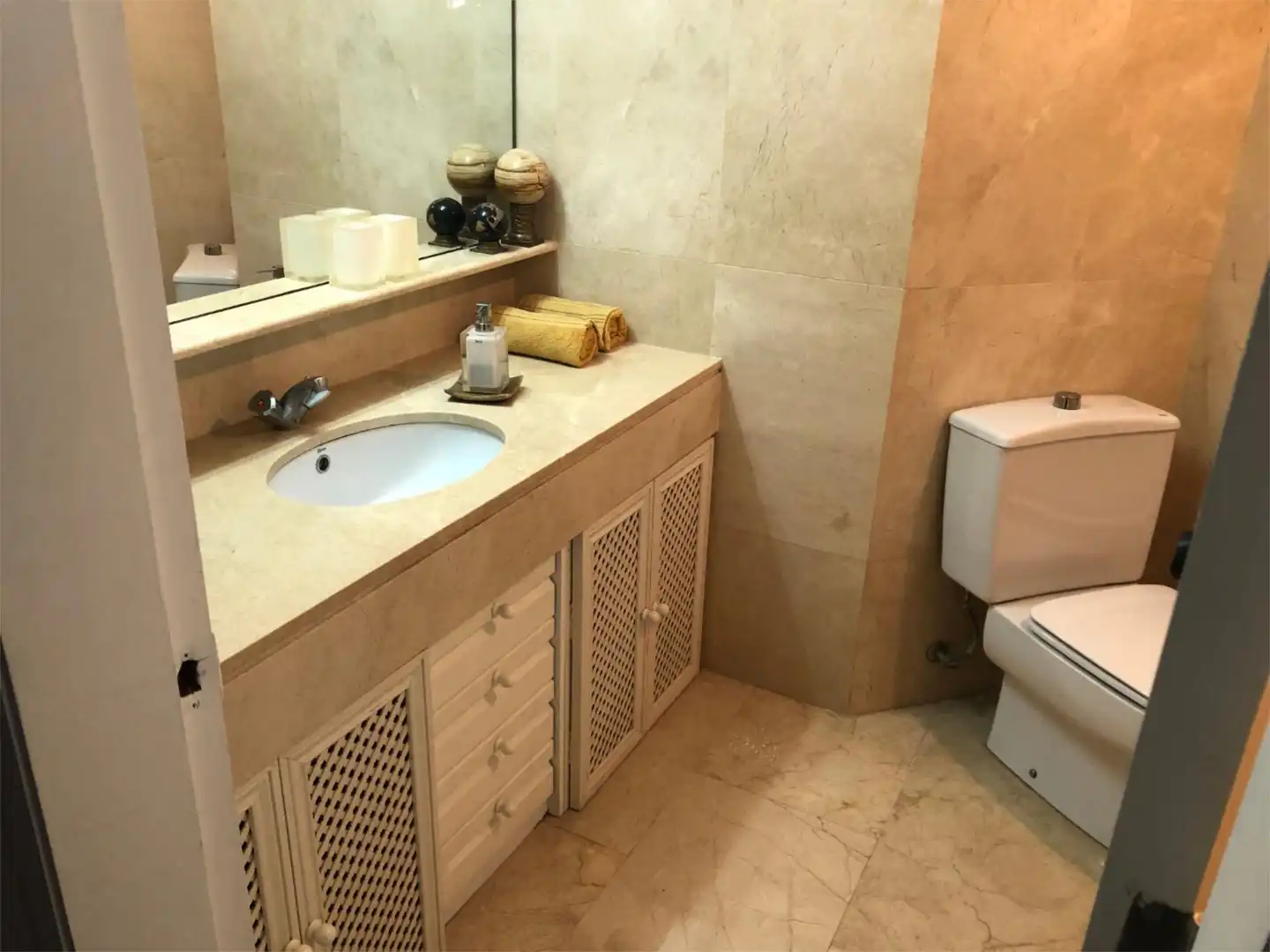 Wohnung zur Miete in Avenida de la Marina, 1, Puerto de Sotogrande - La Marina Badezimmer von Wohnung zur Miete in Sotogrande