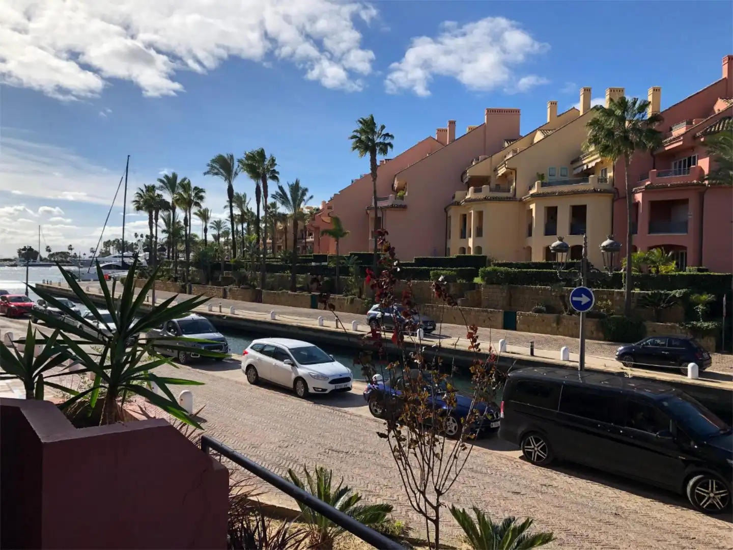 Wohnung zur Miete in Avenida de la Marina, 1, Puerto de Sotogrande - La Marina Außenansicht von Wohnung zur Miete in Sotogrande