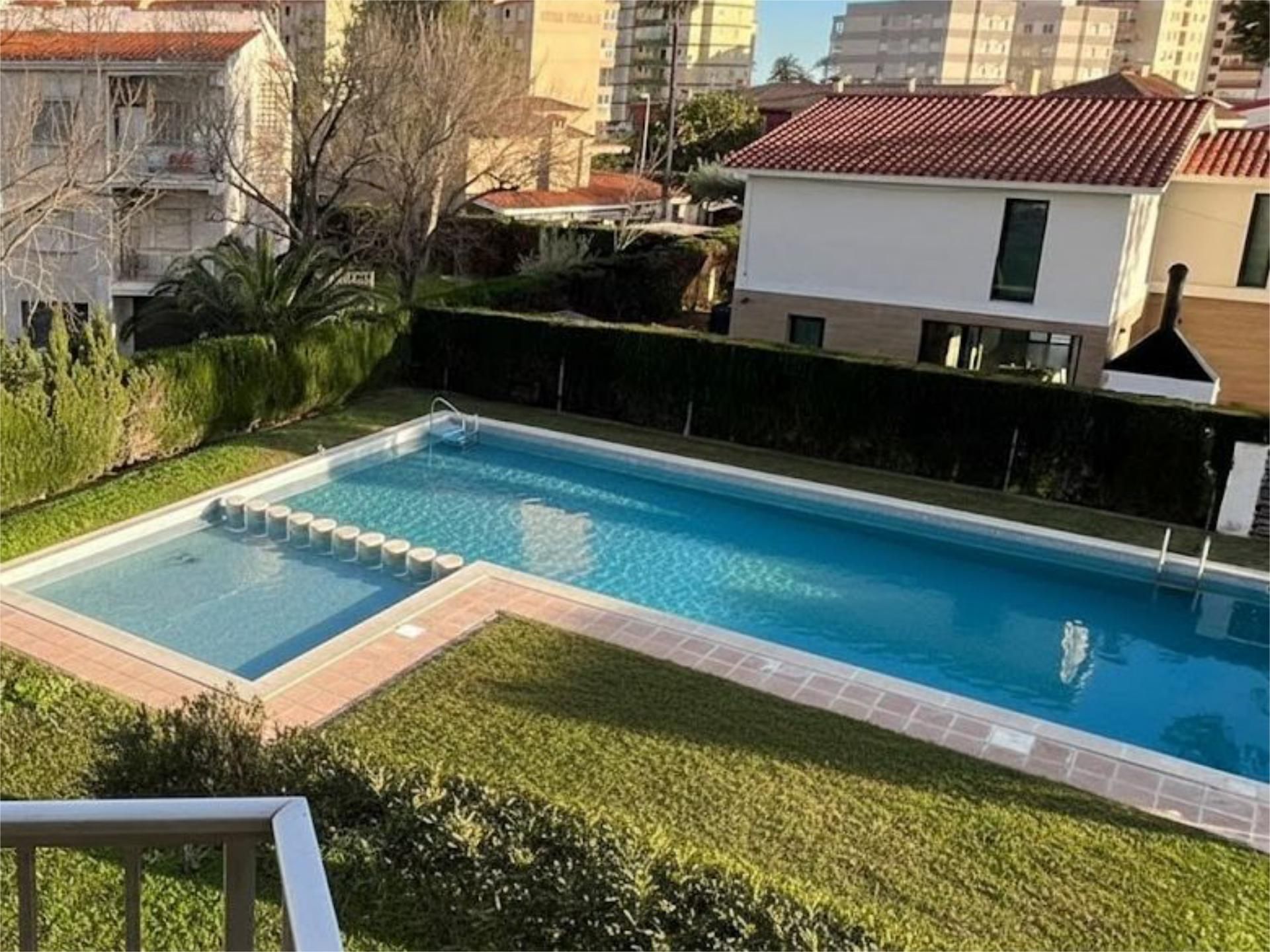 Apartament en venda a Carrer Sigalero, 6, Heliópolis Piscina de Apartament en venda en Benicasim / Benicàssim amb Terrassa i Piscina