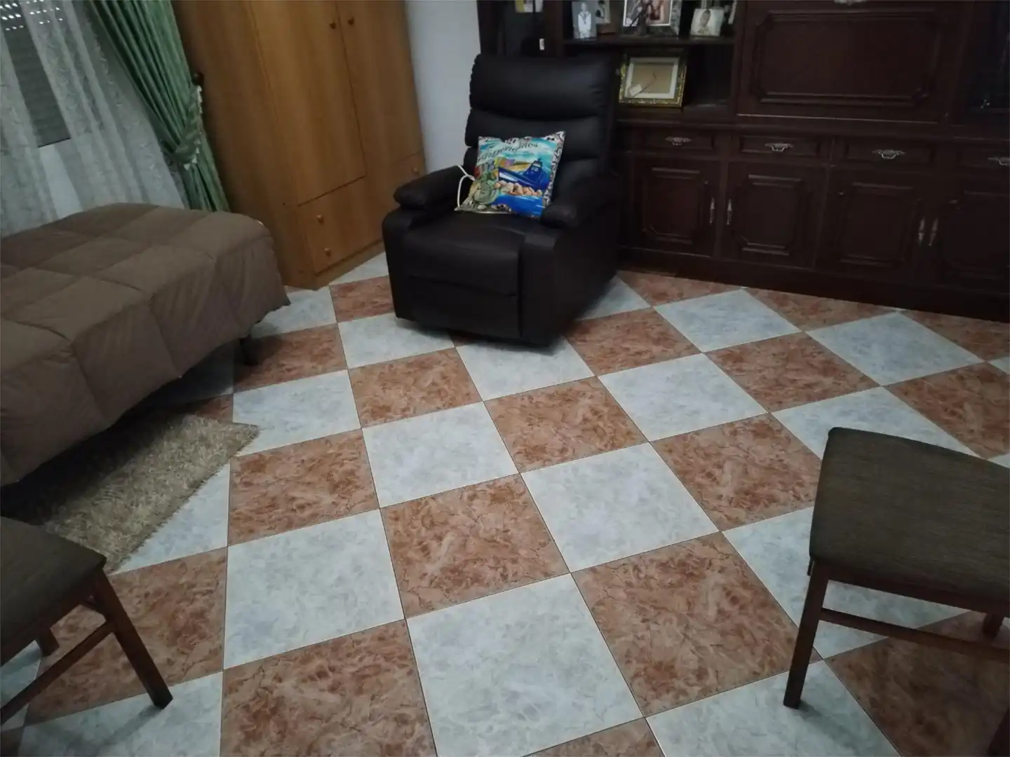 Casa adosada en venta en Calle Manuel Utrera, 8, Sabiote Sala de estar de Casa adosada en venta en Sabiote con Terraza, Amueblado y Balcón