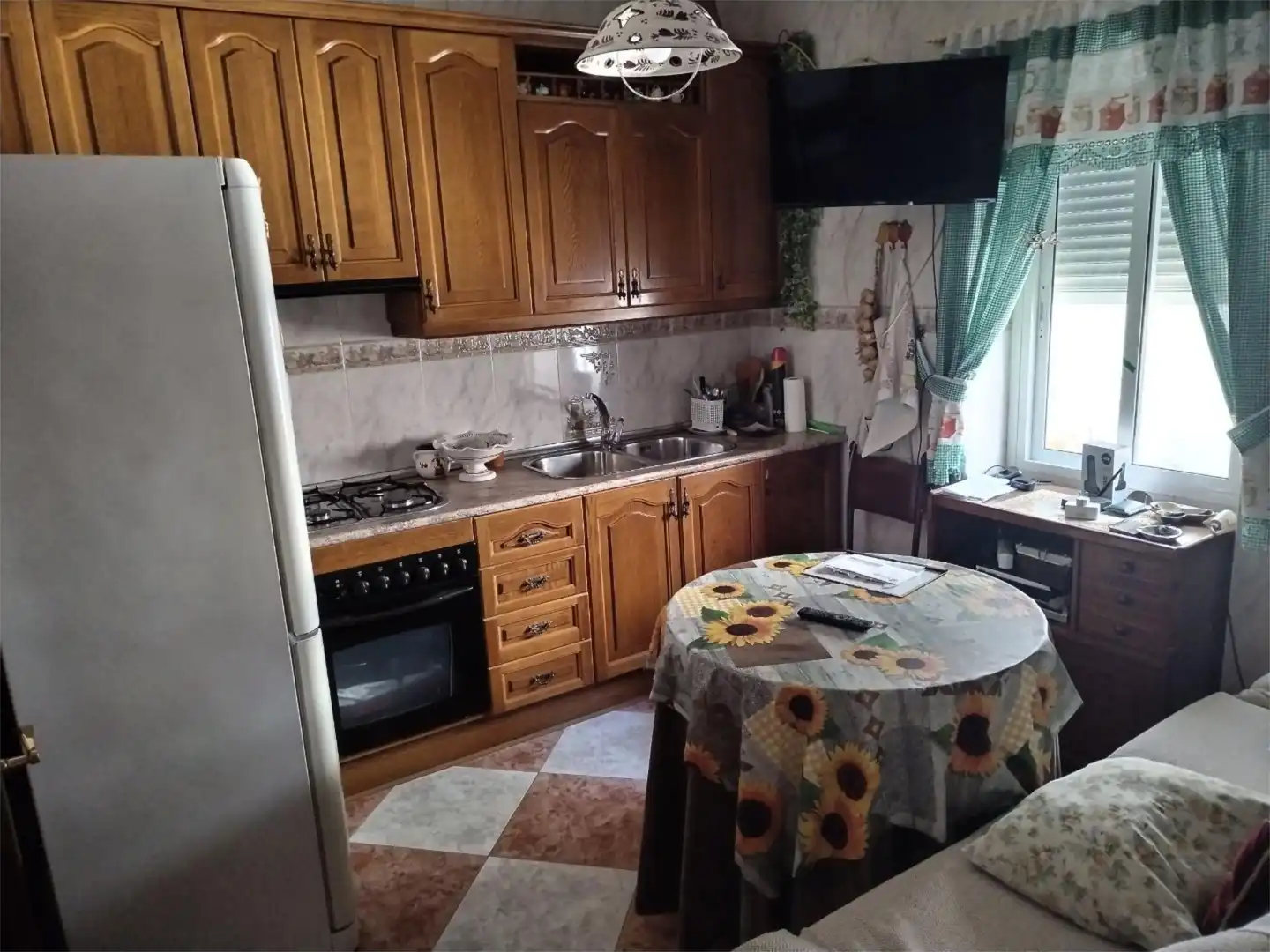 Casa adosada en venta en Calle Manuel Utrera, 8, Sabiote Cocina de Casa adosada en venta en Sabiote con Terraza, Amueblado y Balcón