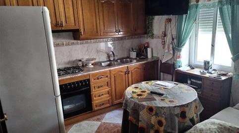 Foto 5 de Casa adosada en venta en Calle Manuel Utrera, 8, Sabiote, Jaén