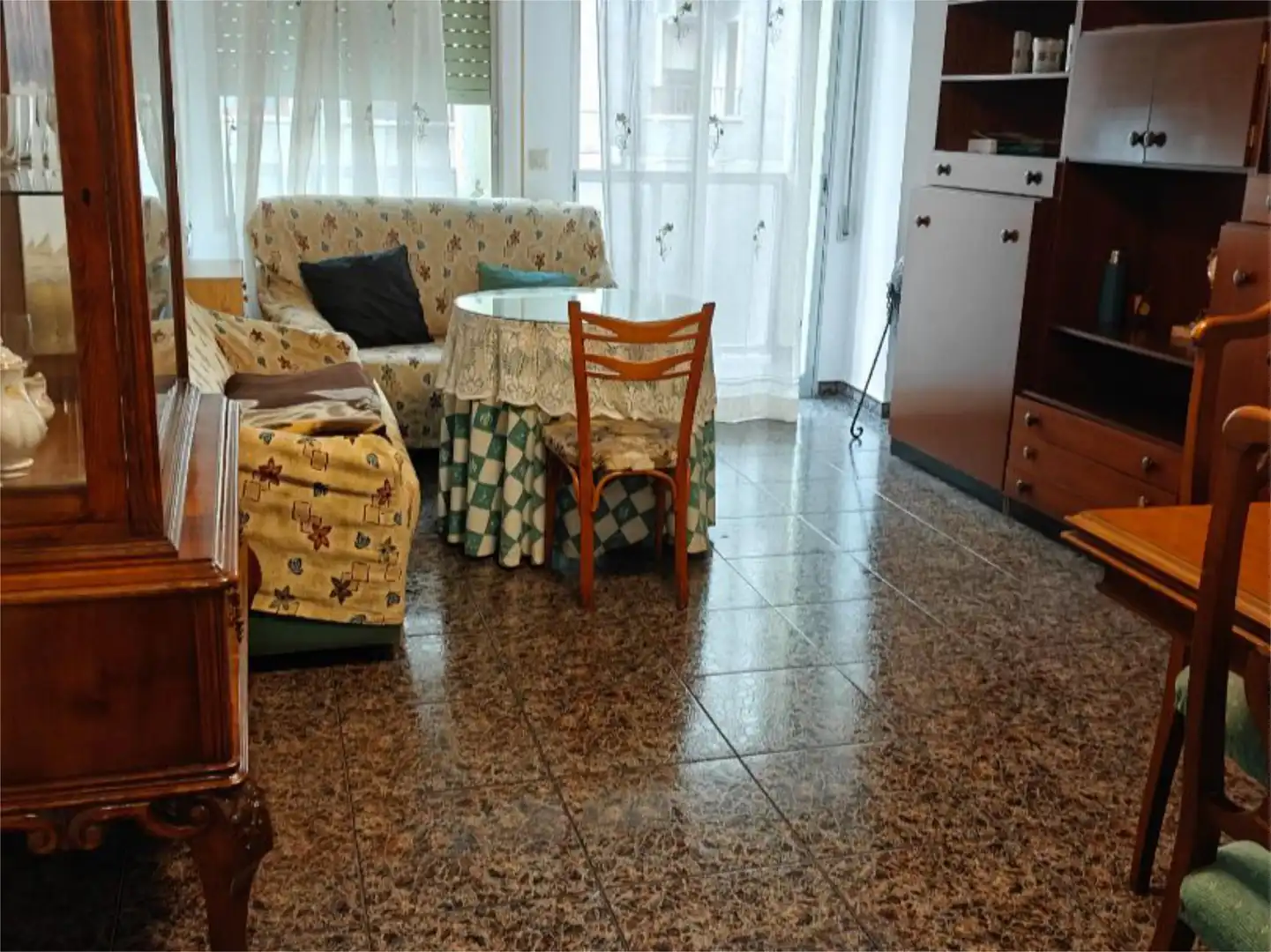 Room in Carrer Fra Pere Balaguer, 79, Ciutat Esportiva Room in Carrer Fra Pere Balaguer, 79, Ciutat Esportiva