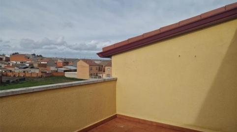 Foto 2 de Piso de alquiler en Calle Pintor Blas de Prado, 19, Camarena, Toledo