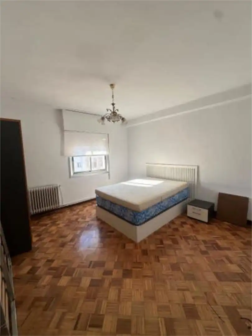 Flat for sale in Milagrosa Bedroom of Flat for sale in Pamplona / Iruña