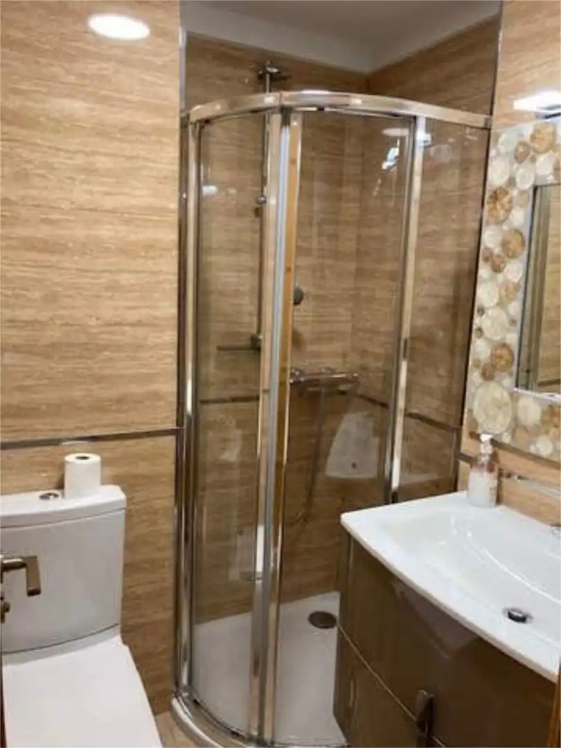 Flat for sale in La Charca Bathroom of Flat for sale in Miranda de Ebro