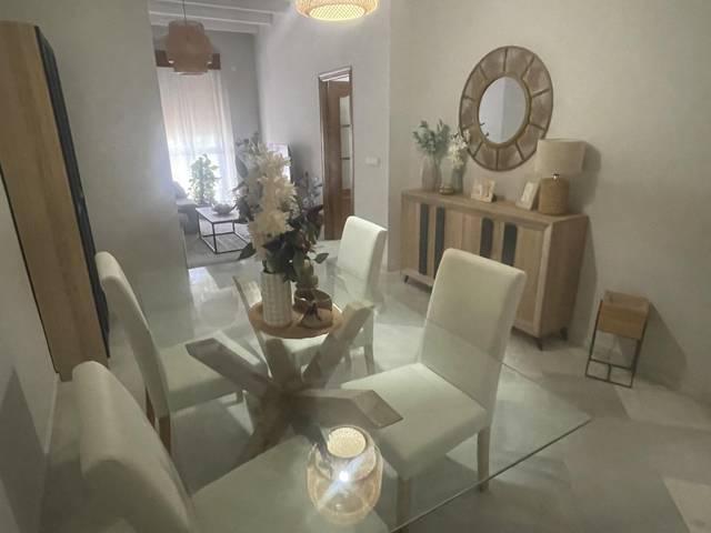 Piso en Alquiler en Plaza las Angustias, 11 en Madre de Dios