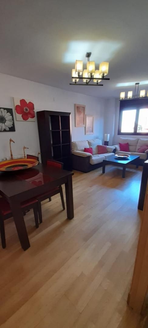 Living room of Flat for rent in Cáceres Capital  with Air Conditioner, Heating and Private garden