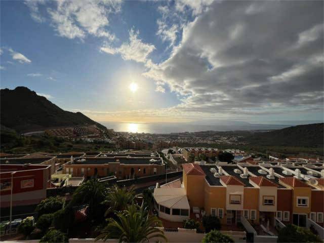 Apartamento en Alquiler en Torviscas Centro y Alto