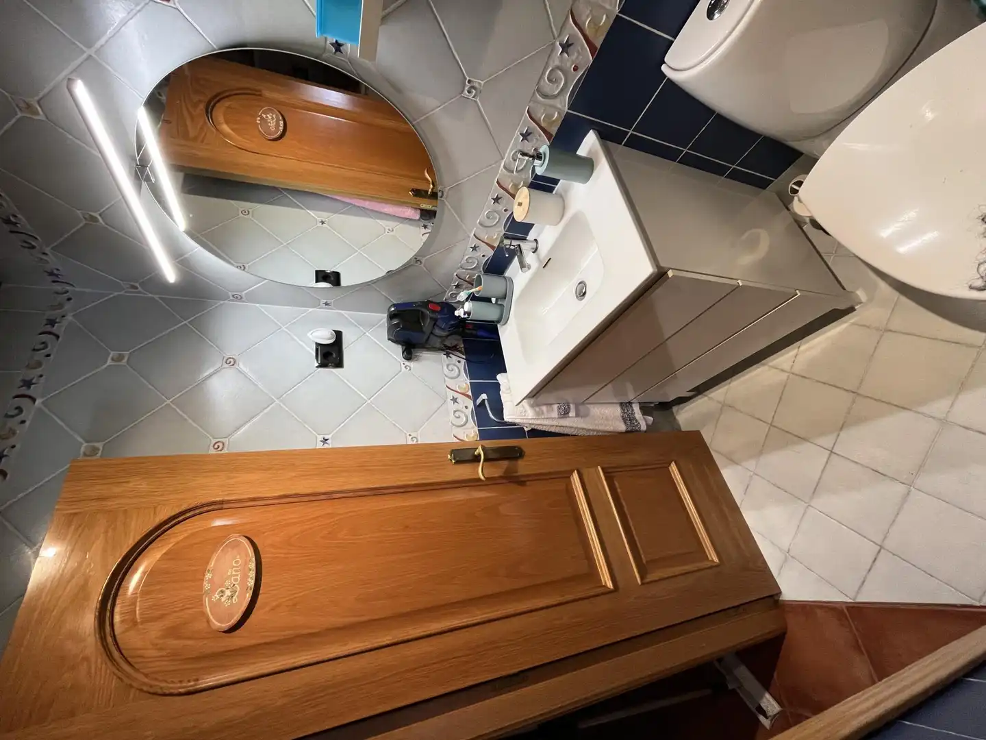 Casa adosada en venda a Plaza de la Constitución, 2, Ribatejada Bany de Casa adosada en venda en Ribatejada amb Aire condicionat, Calefacció i Jardí privat