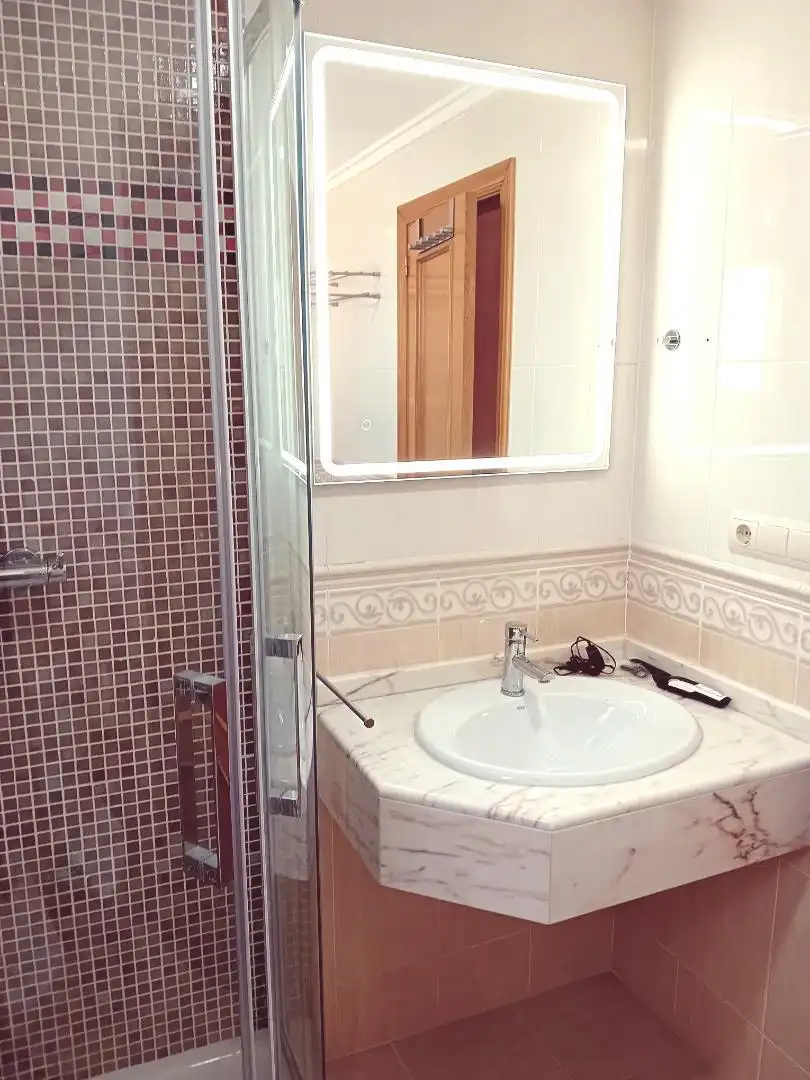 Houses for sale in Carrer de Pablo Neruda, Les Palmeres Bathroom of Houses for sale in Sueca with Private garden, Terrace and Furnished