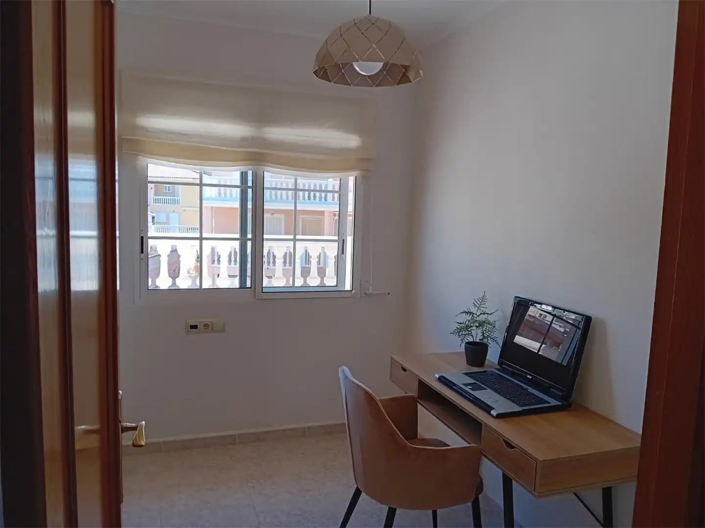 Houses for sale in Carrer de Pablo Neruda, Les Palmeres Bedroom of Houses for sale in Sueca with Private garden, Terrace and Furnished