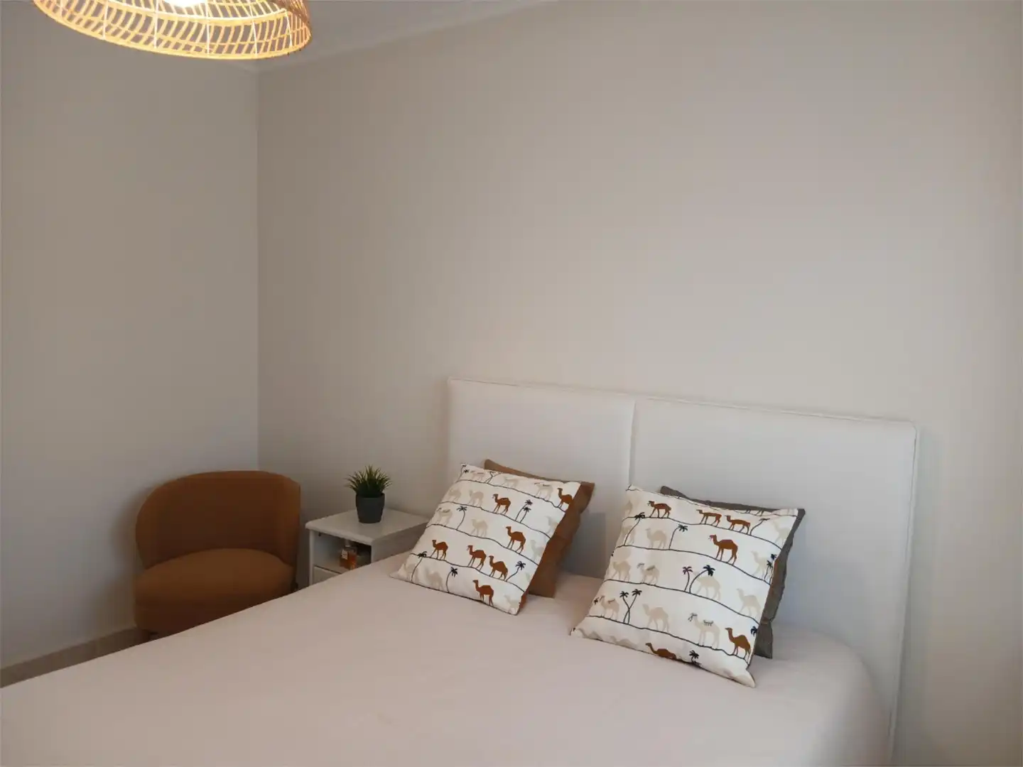 Houses for sale in Carrer de Pablo Neruda, Les Palmeres Bedroom of Houses for sale in Sueca with Private garden, Terrace and Furnished