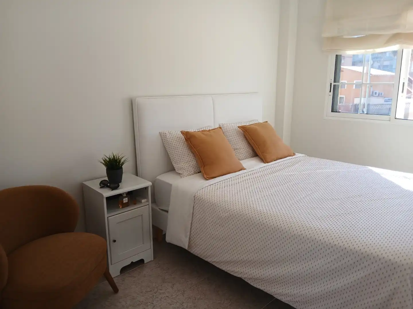 Houses for sale in Carrer de Pablo Neruda, Les Palmeres Bedroom of Houses for sale in Sueca with Private garden, Terrace and Furnished