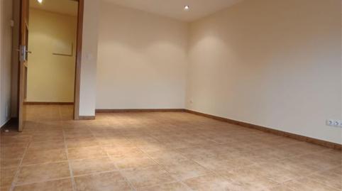 Foto 3 de Piso en venta en Rúa Colón, 26, Tui, Pontevedra