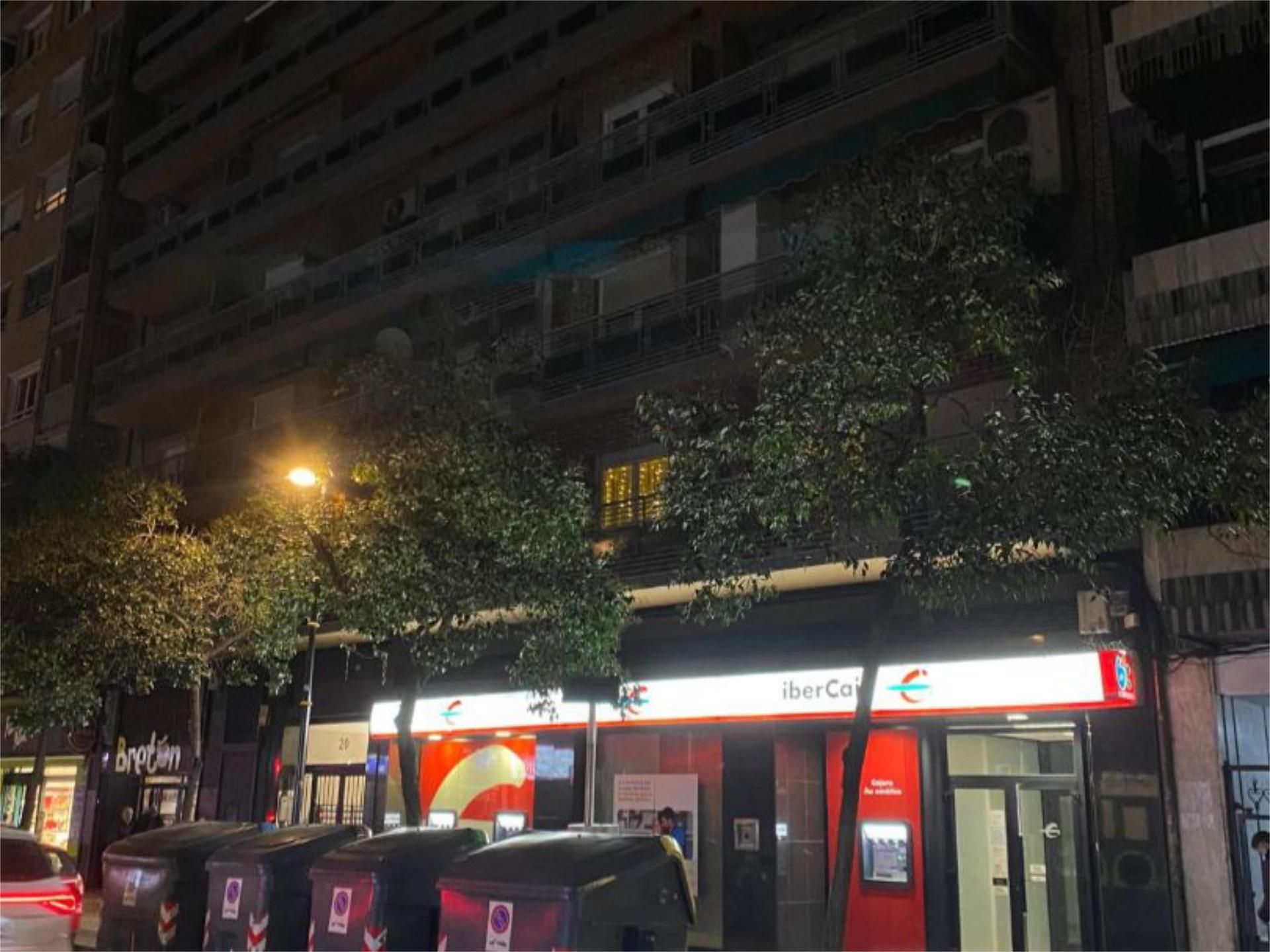 Exterior view of Flat for rent in  Zaragoza Capital  with Heating, Terrace and Furnished