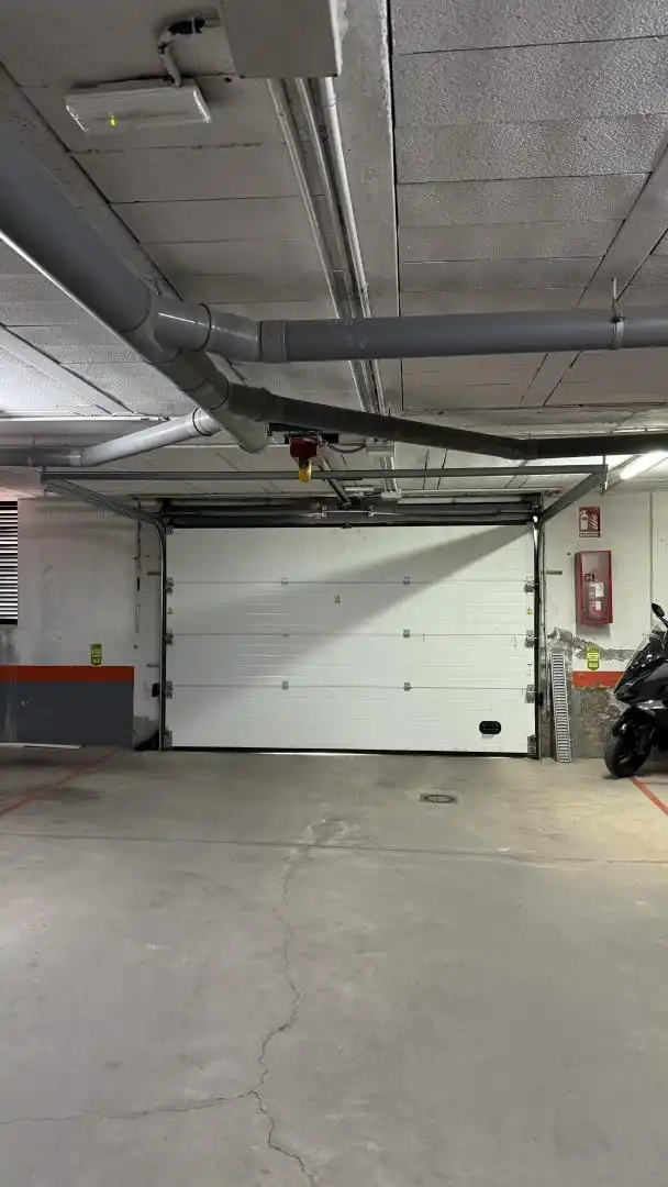 Parking de Garaje en venta en Camas