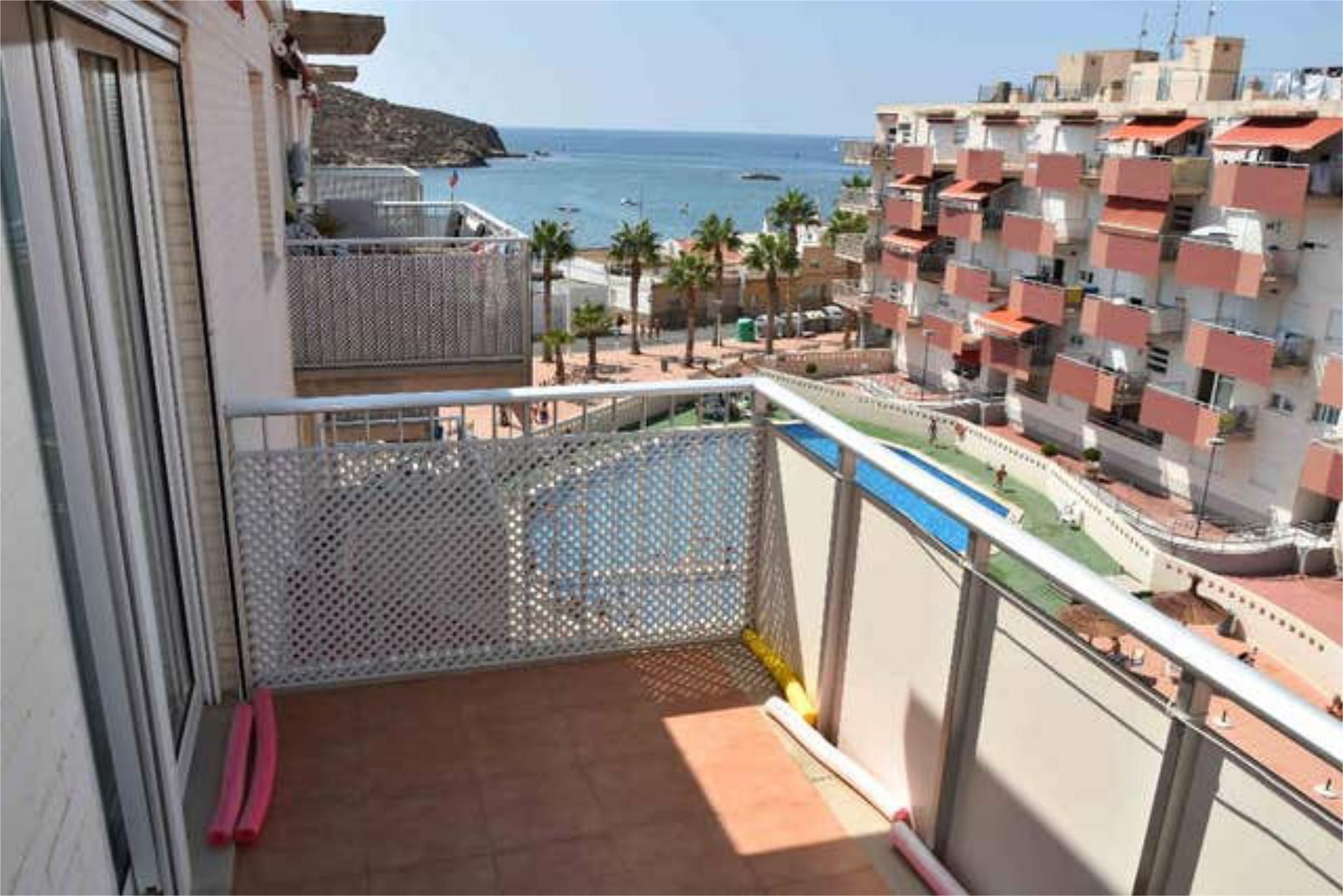 Dormitori de Pis de lloguer en Mazarrón amb Calefacció, Terrassa i Piscina