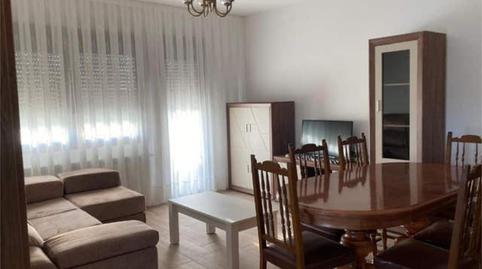 Foto 4 de Casa adosada de alquiler en Palas de Rei, Lugo