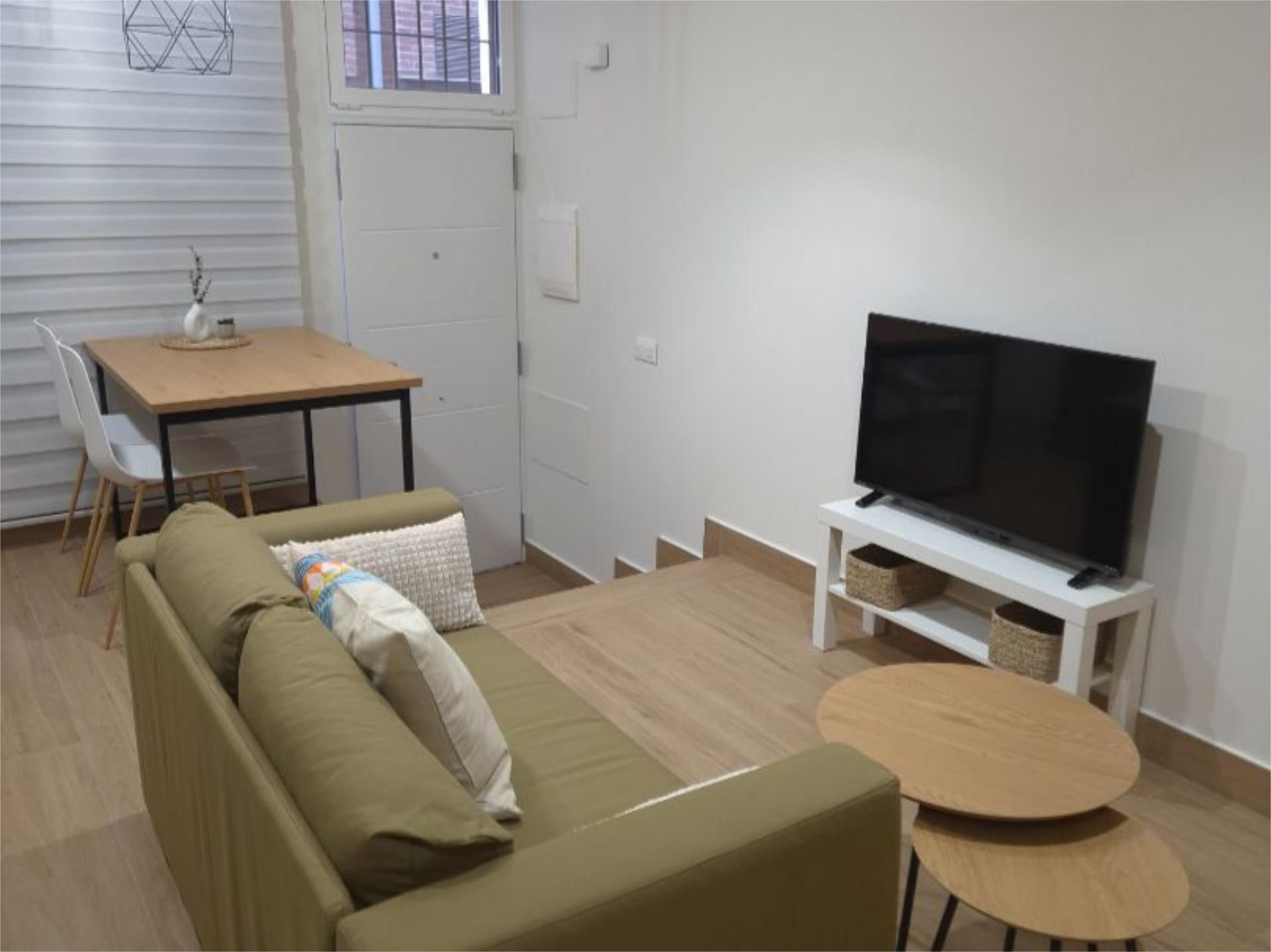 Sala d'estar de Pis de lloguer en  Murcia Capital amb Aire condicionat i Moblat