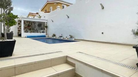 Foto 2 de Casa adosada en venta en Calle Escobón, 5, La Garita - Marpequeña, Telde