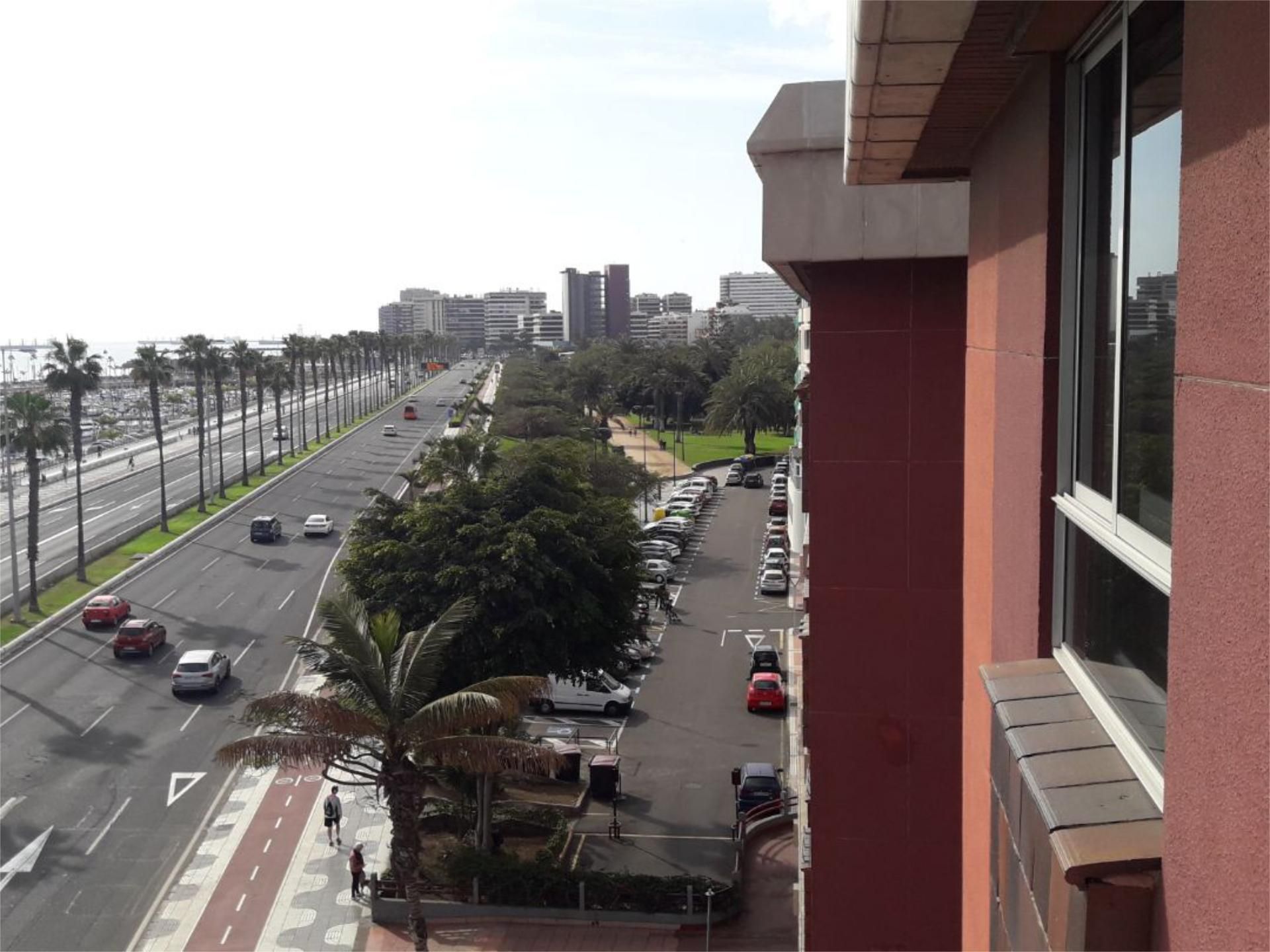Vista exterior de Pis de lloguer en Las Palmas de Gran Canaria amb Terrassa, Moblat i Aparcament comunitari