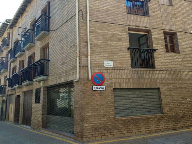 Piso en Venta en Calle Ramón y Cajal, 5 en Los Arcos