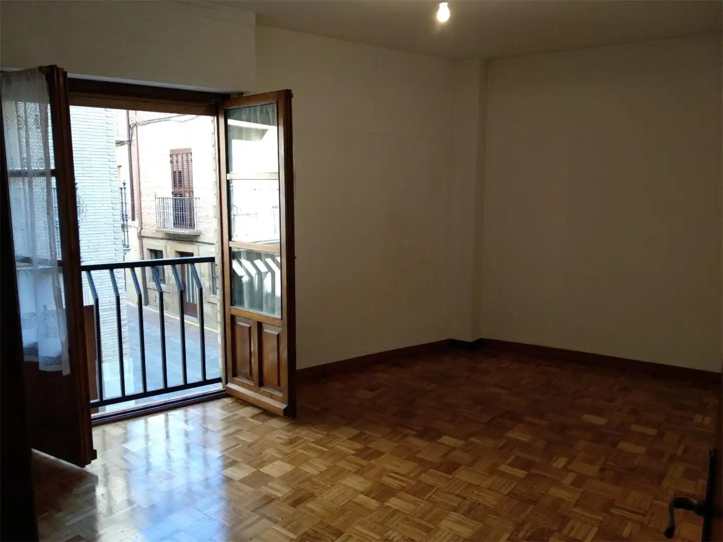 Pis en venda a Calle Ramón y Cajal, 5, Los Arcos Dormitori de Pis en venda en Los Arcos amb Calefacció, Parquet i Traster