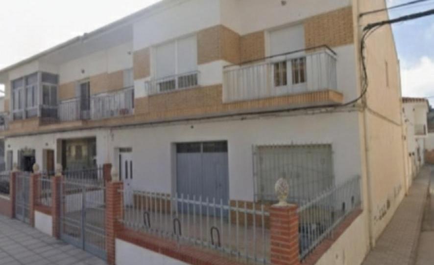 House or chalet for sale in Calle Calderón de la Barca, 55, Benamaurel, Granada - image 1 Photo 1 of House or chalet for sale in Calle Calderón de la Barca, 55, Benamaurel, Granada