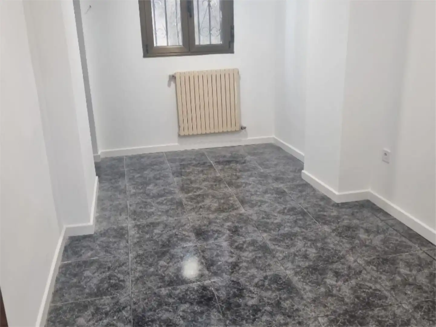 Casa adosada en venta en Calle Bo. Cuarteles Viejos de Sta. Isabel, 30, Aller Casa adosada en venta en Aller con Terraza