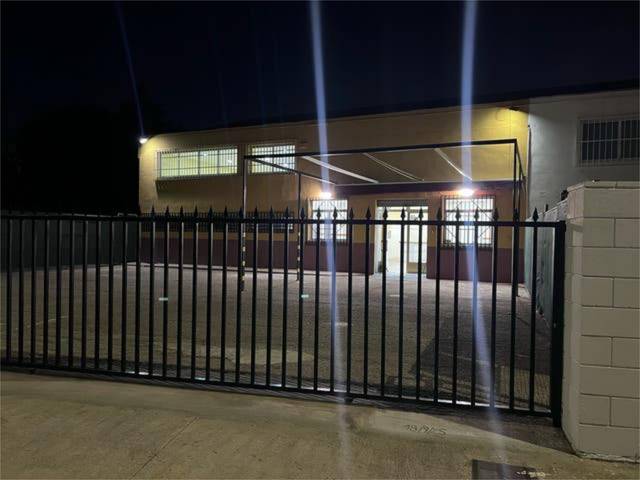 Local comercial en Alquiler en Silla