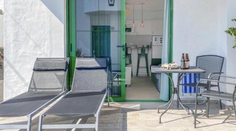 Foto 3 de Piso en venta en Calle Bélgica, 10, Puerto del Carmen, Tías