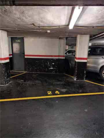 Garaje en Alquiler en Alhóndiga