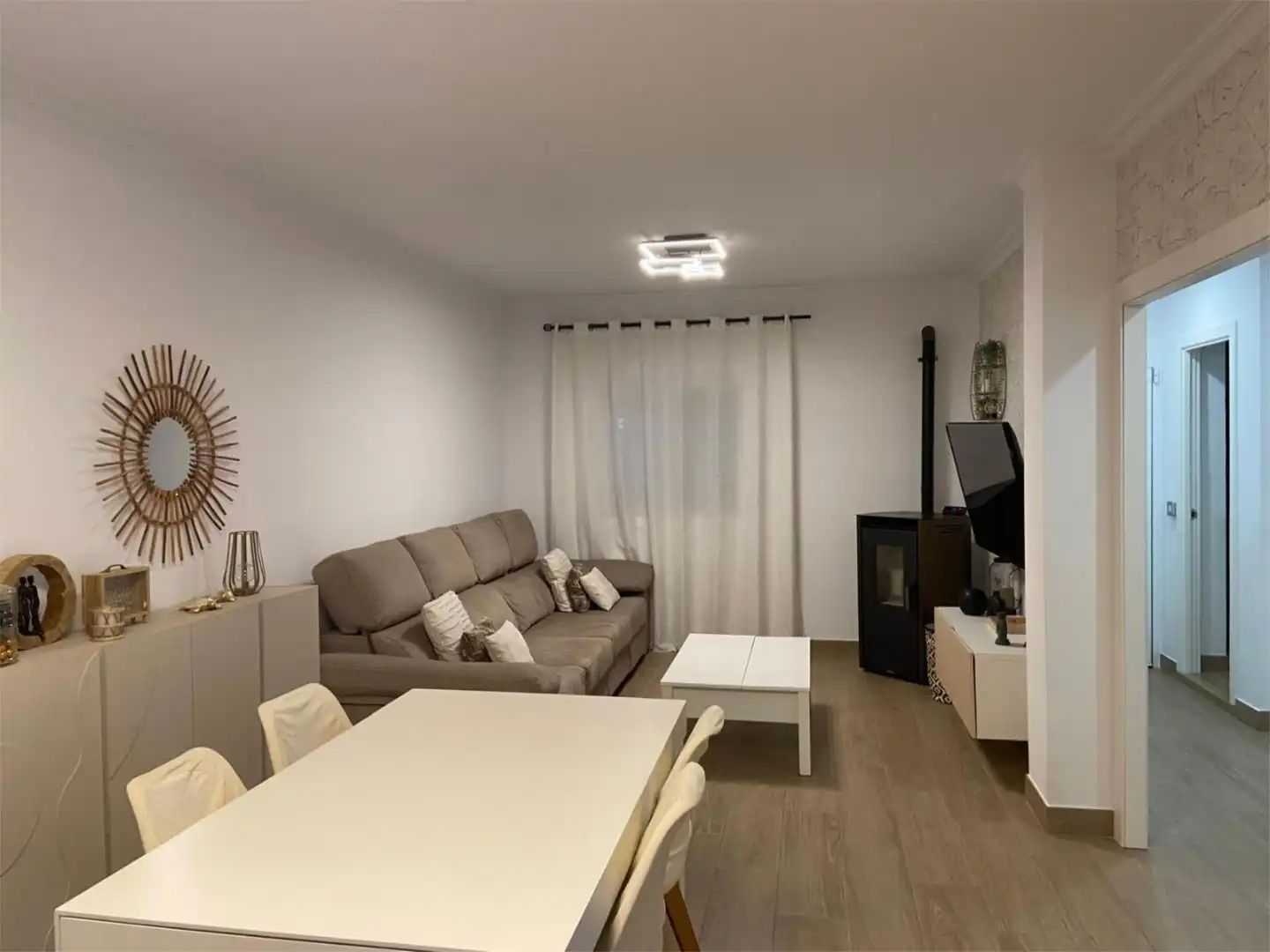 Wohnzimmer von Wohnung zum Verkauf in Alcalá de Guadaira mit Klimaanlage, Heizung und Privatgarten