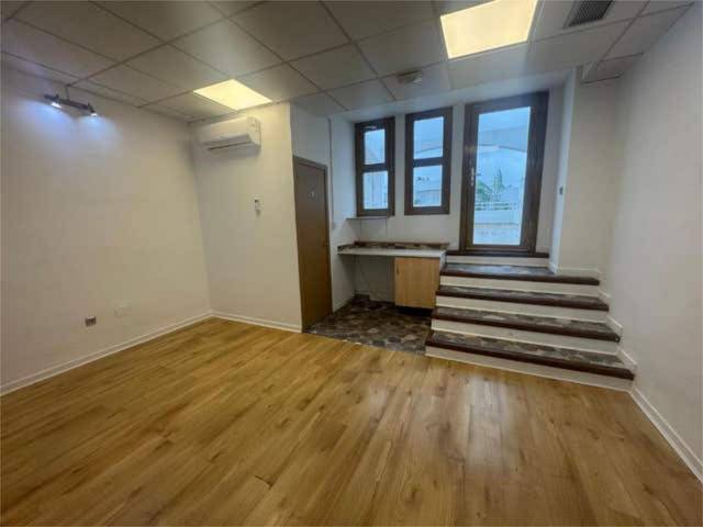 Local comercial en Alquiler en El Palmeral