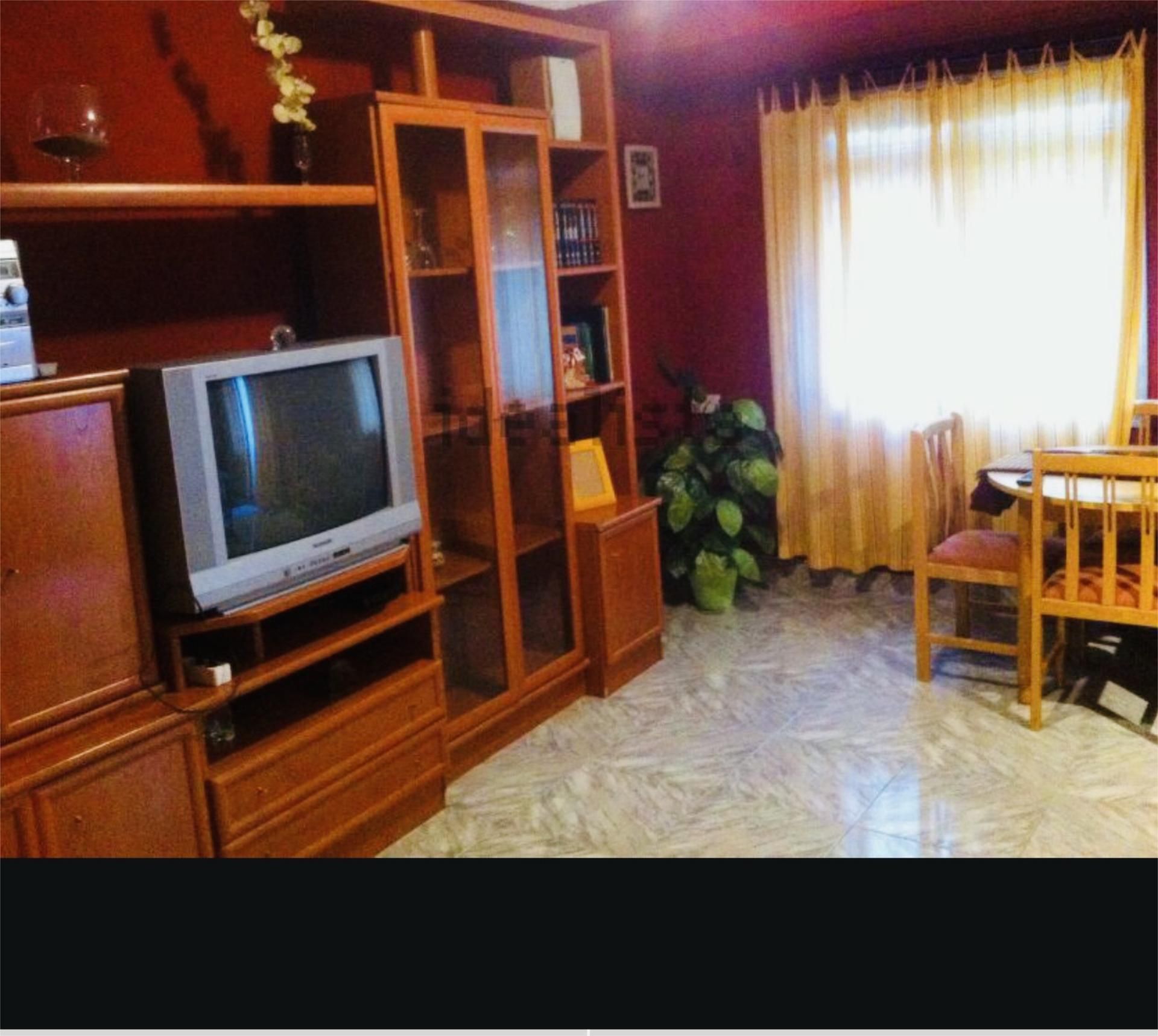 Piso en venta en Carrer Francisco Giner de Los Ríos, 9, Carolinas Altas Sala de estar de Piso en venta en Alicante / Alacant con Aire acondicionado y Balcón