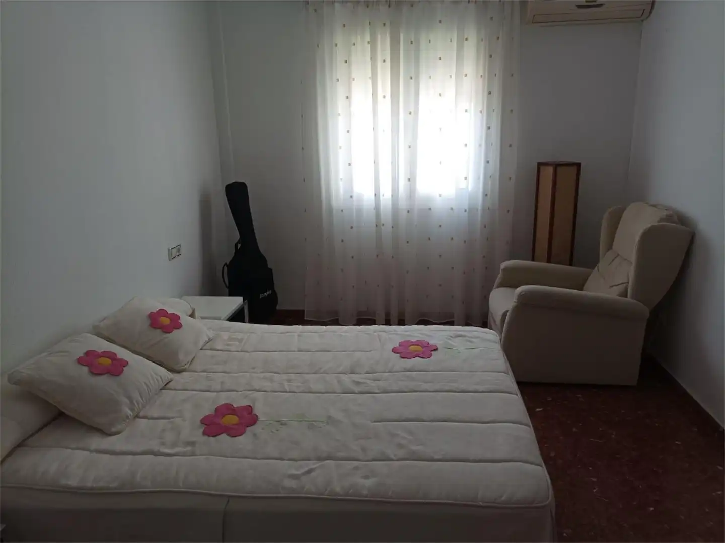 Casa o chalet en venta en Avenida Reina Sofia, 26, Este Habitación de Casa o chalet en venta en Mérida con Aire acondicionado