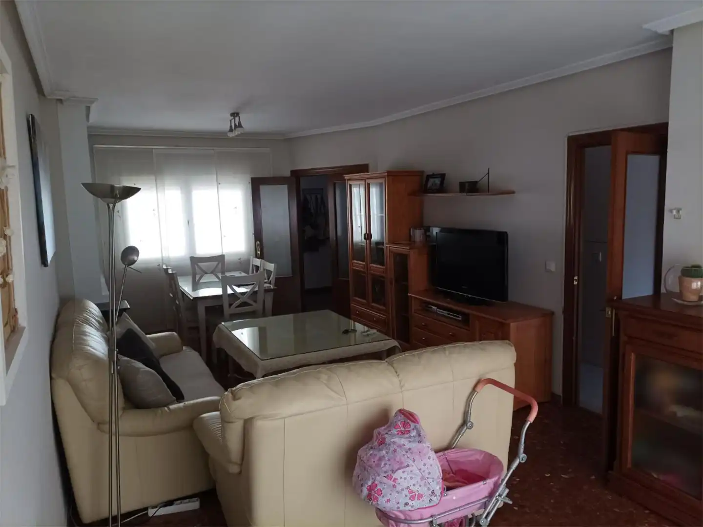 Casa o chalet en venta en Avenida Reina Sofia, 26, Este Sala de estar de Casa o chalet en venta en Mérida con Aire acondicionado
