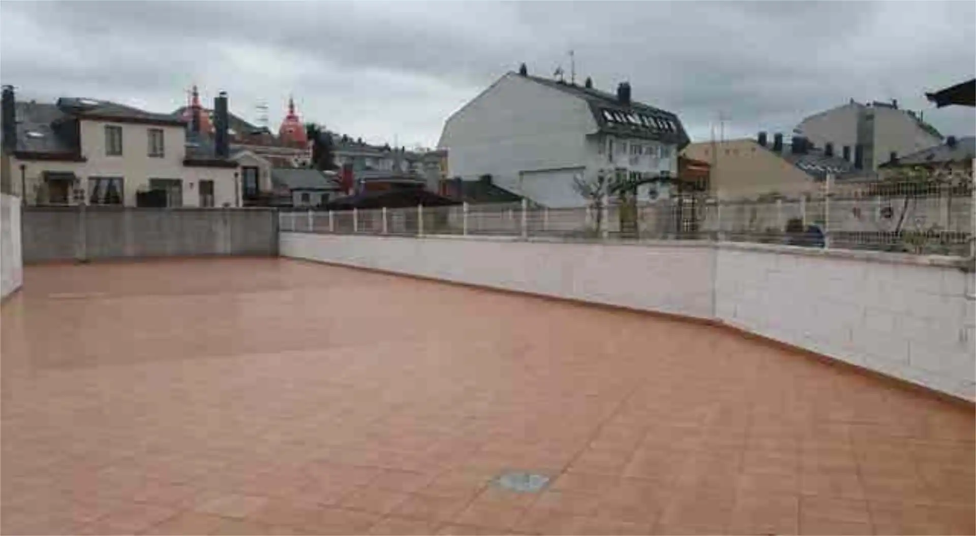 Terrasse von Wohnungen zum Verkauf in Ribadeo mit Heizung, Terrasse und Abstellraum