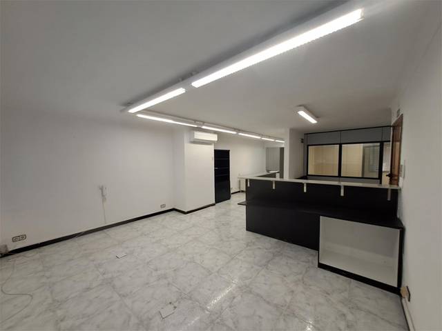 Oficina en Alquiler en Carrer de Bac de Roda, 176 - en Sant Martí de Provençals