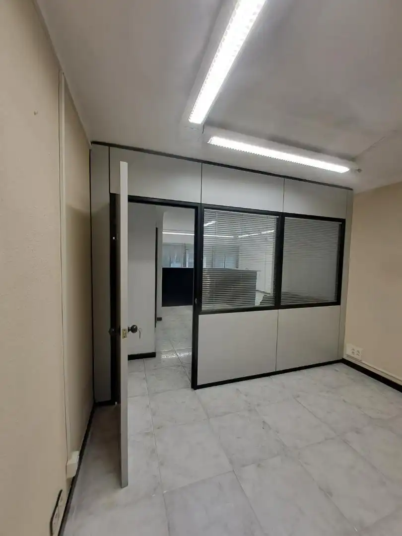 Oficina de alquiler en Carrer de Bac de Roda, Sant Martí de Provençals Oficina de alquiler en Barcelona