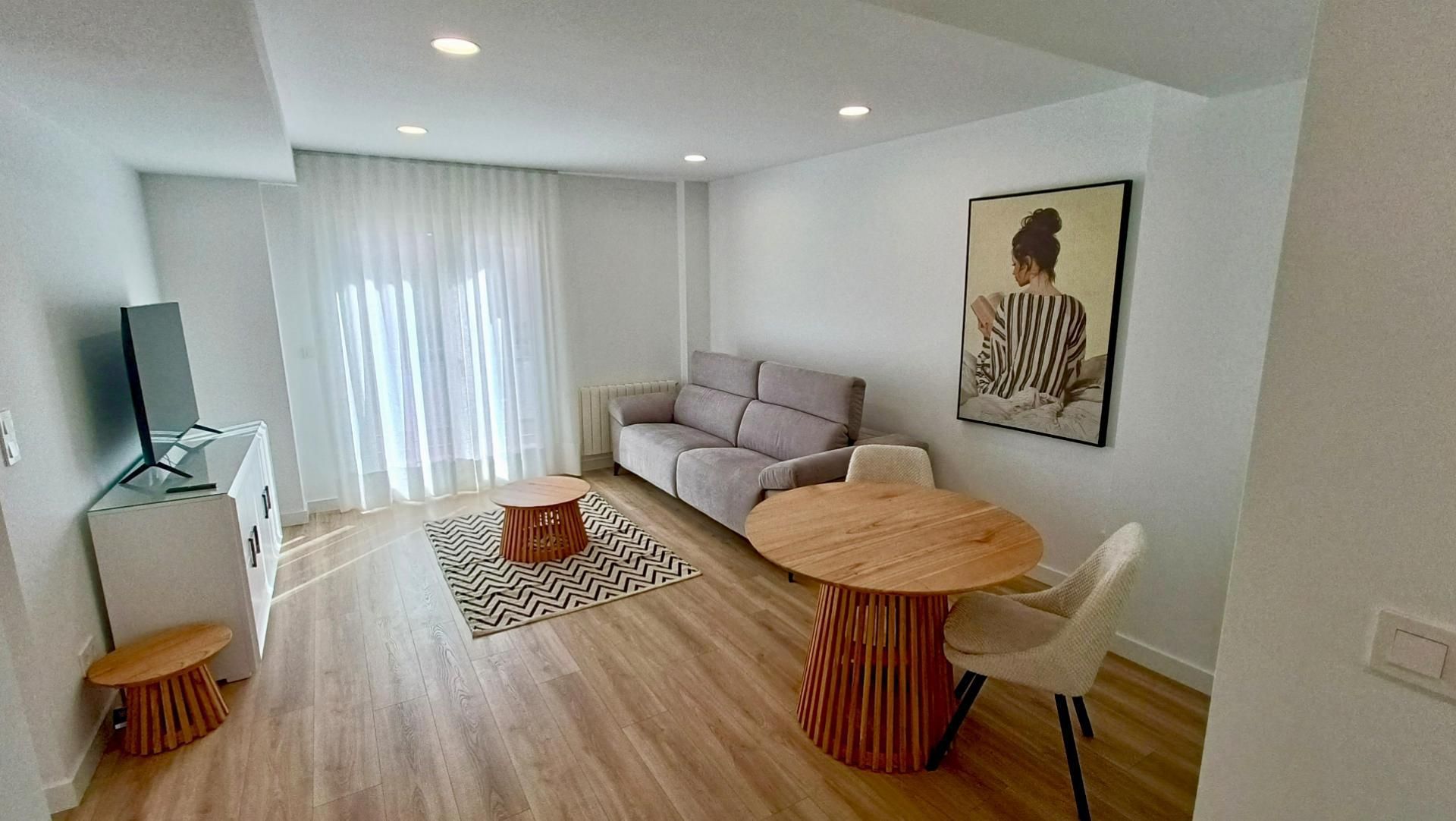 Living room of Flat for rent in  Albacete Capital  with Air Conditioner, Heating and Parquet flooring