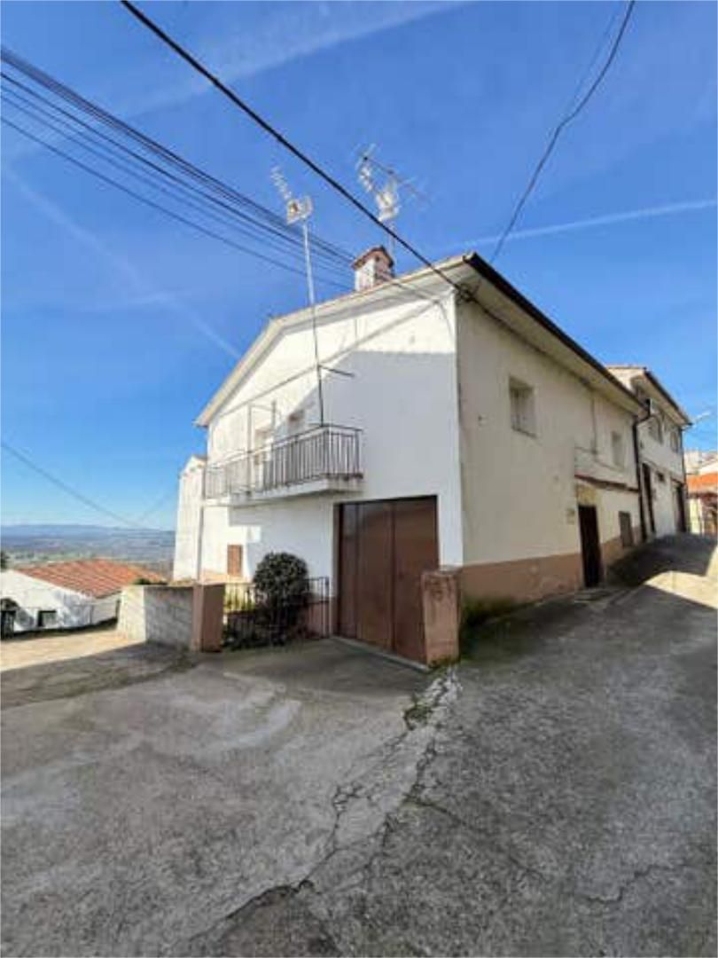 Exterior view of House or chalet for sale in Eljas  with Private garden, Storage room and Furnished