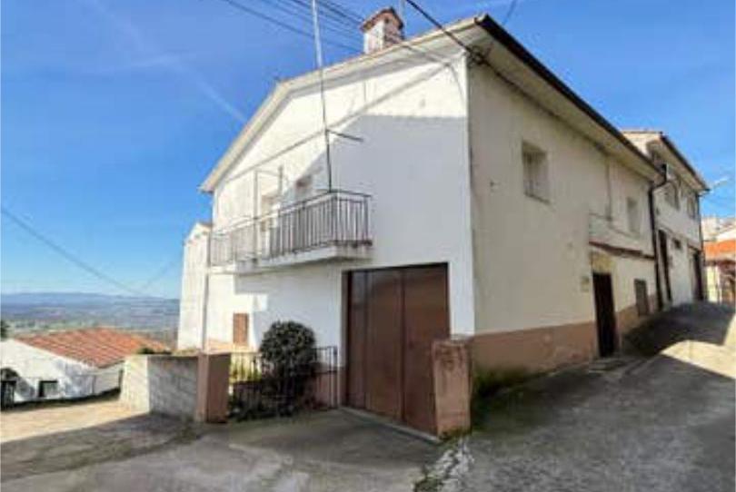 House or chalet for sale in Eljas, Cáceres - image 1 Photo 1 of House or chalet for sale in Eljas, Cáceres