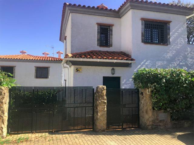Casa-chalet en Alquiler en Calle Montanera, 30 en Aracena
