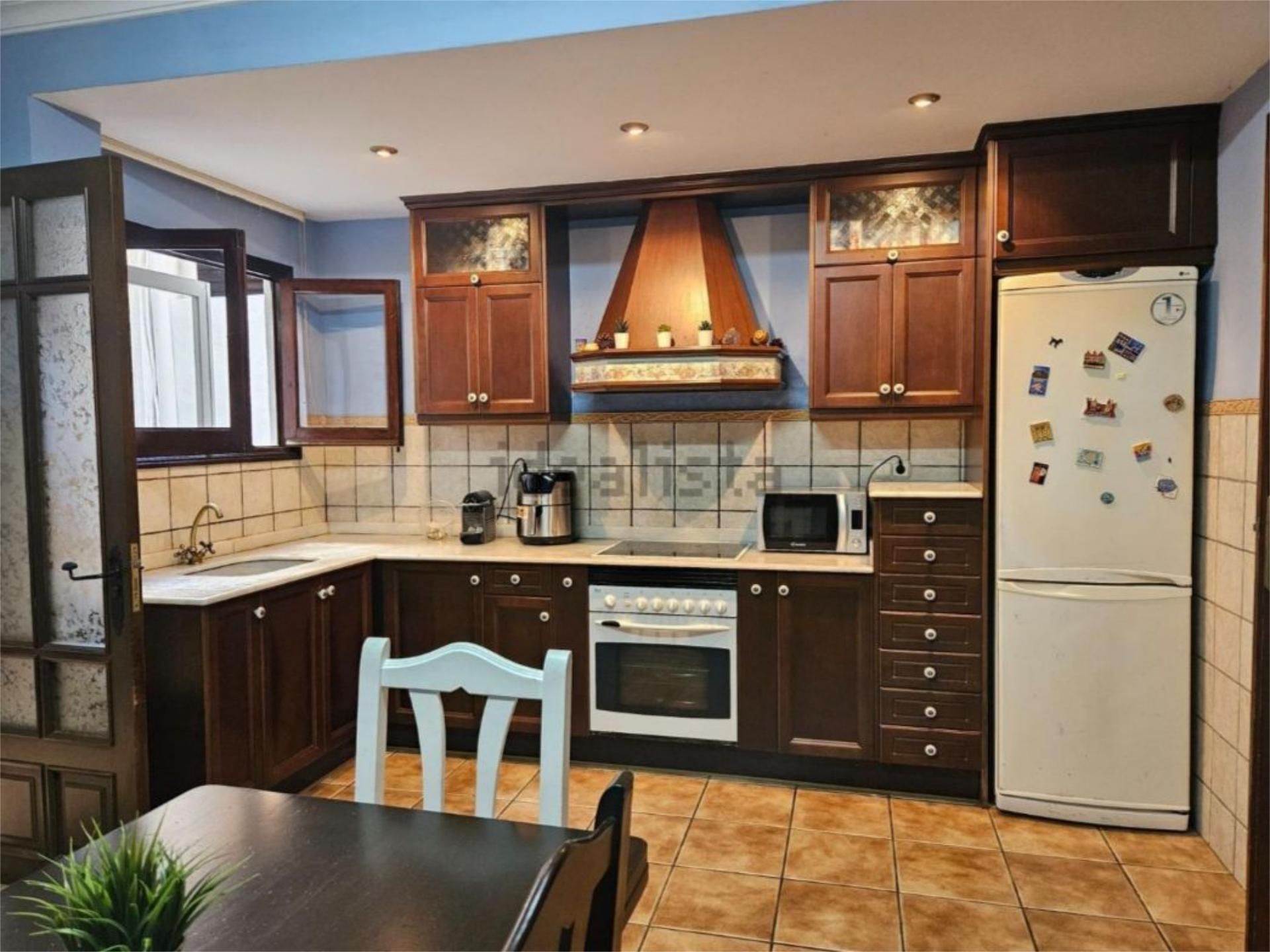 Küche von Wohnung zum Verkauf in Sollana mit Klimaanlage, Terrasse und Balkon