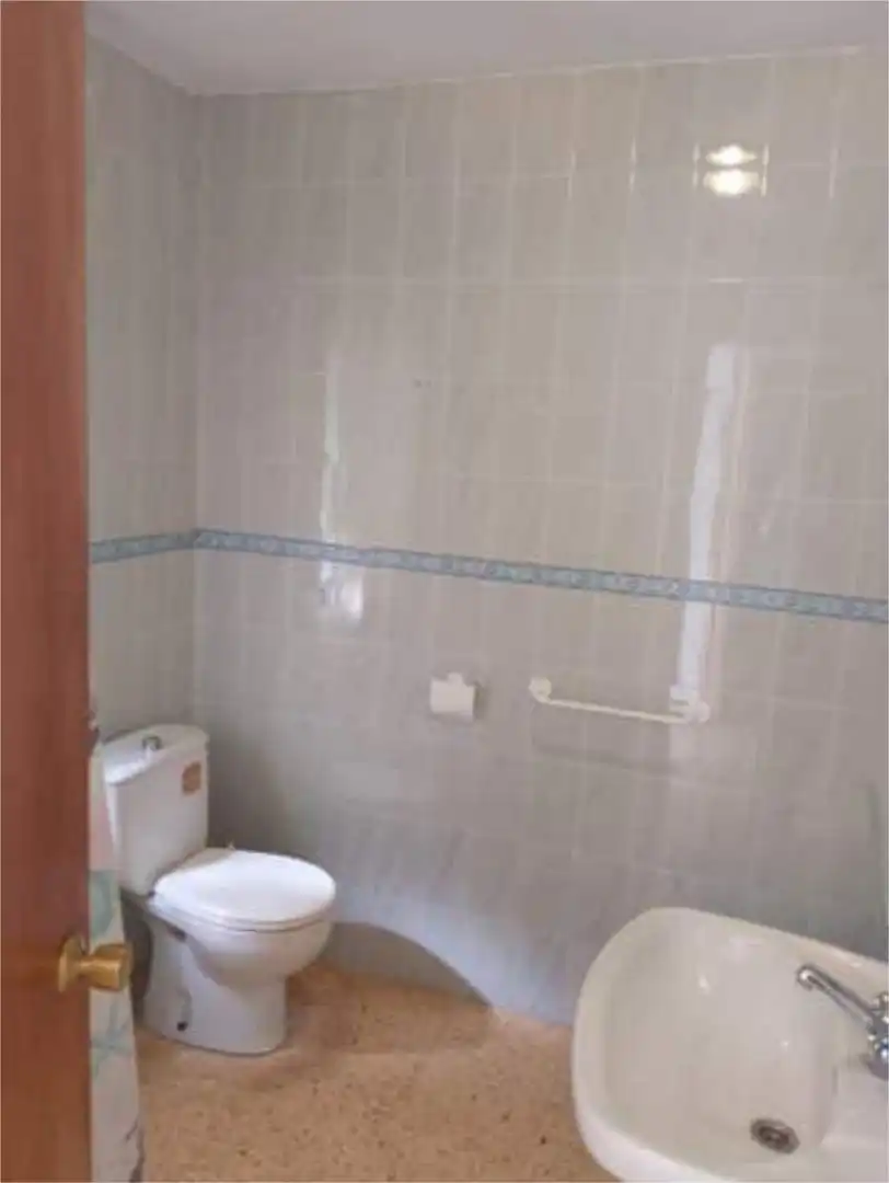 Casa o chalet en venta en Tormón Baño de Casa o chalet en venta en Tormón con Calefacción, Jardín privado y Amueblado